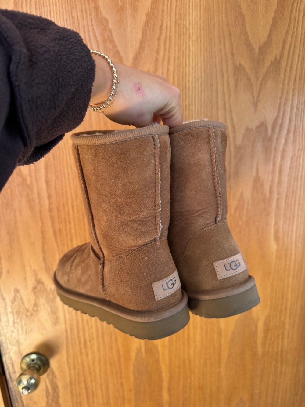 UGG Short Suede Boot in Chestnut Brown